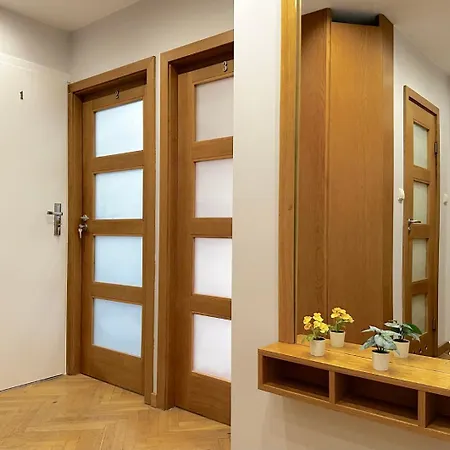 Balance - 5 Minutes To Molo & Seaside Homestay *